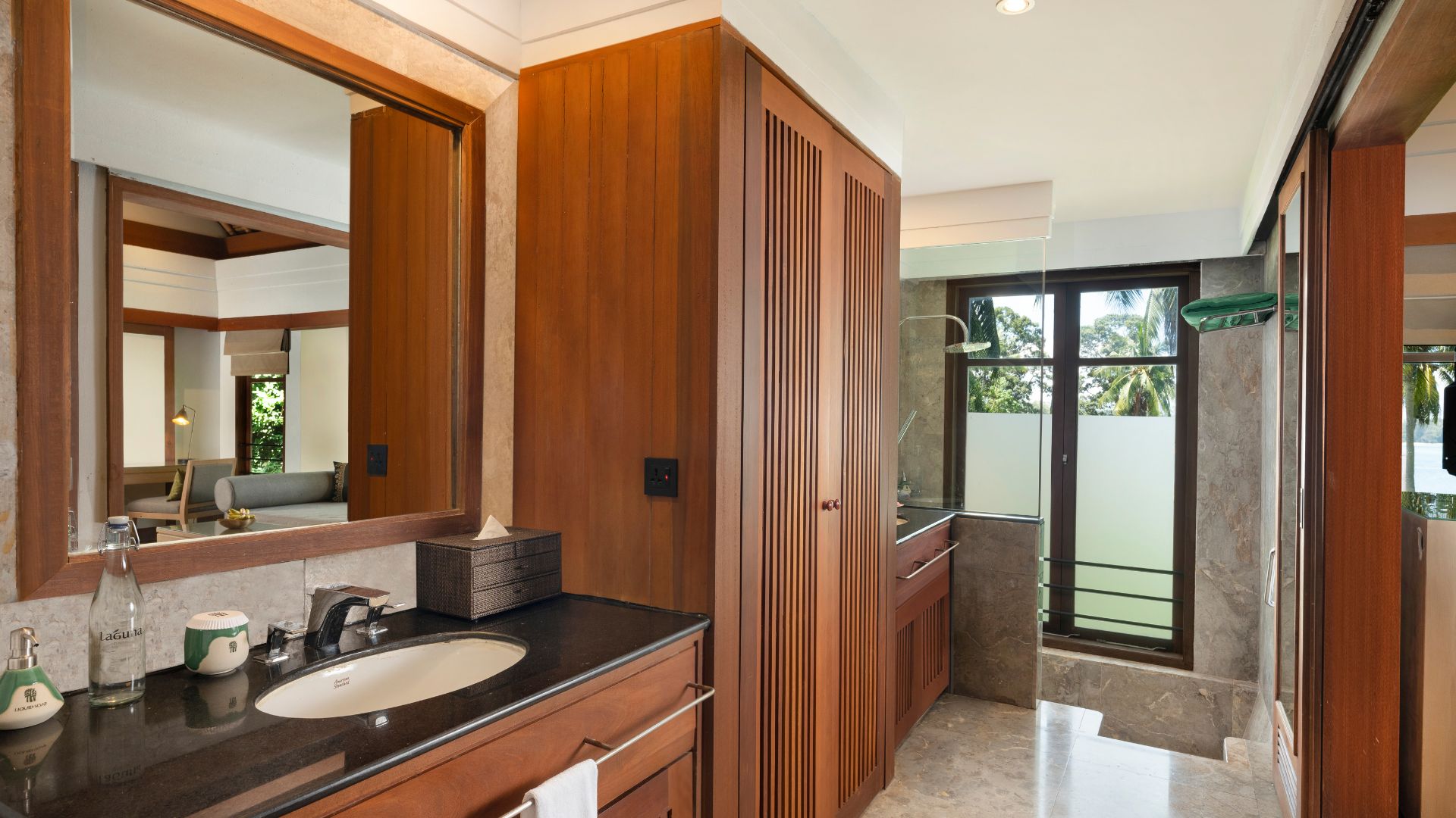 Rainforest Sea View Villa - Bathroom